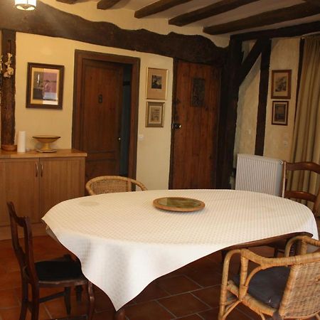 Апартаменты L' Ancien Relais De Poste Henri Кастельжалу Экстерьер фото