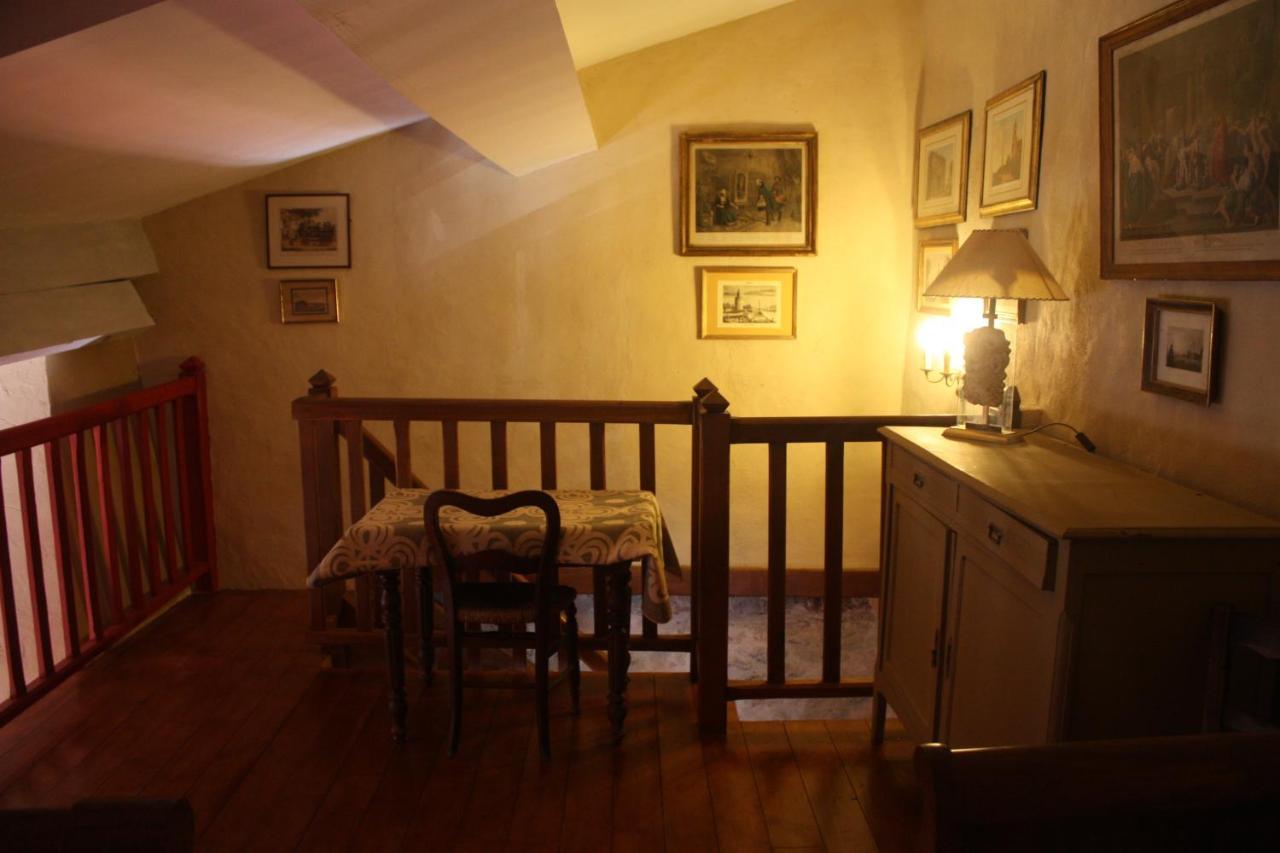Апартаменты L' Ancien Relais De Poste Henri Кастельжалу Экстерьер фото
